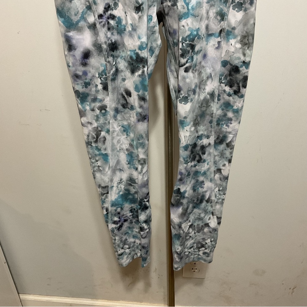 Lululemon aligned Blue Leggings Size 4 - Picture 4 of 10